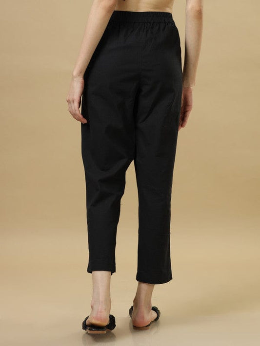 Black Solid Cotton Ankle-Length Pants – Regular-Fit Versatile Everyday Bottomwear