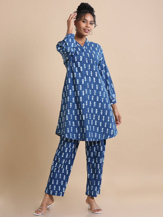 Indigo Cotton Block-Printed Knee-Length Co-Ord Set with Full Sleeves – Loose-Fit Contemporary Ethnic Wear for Women