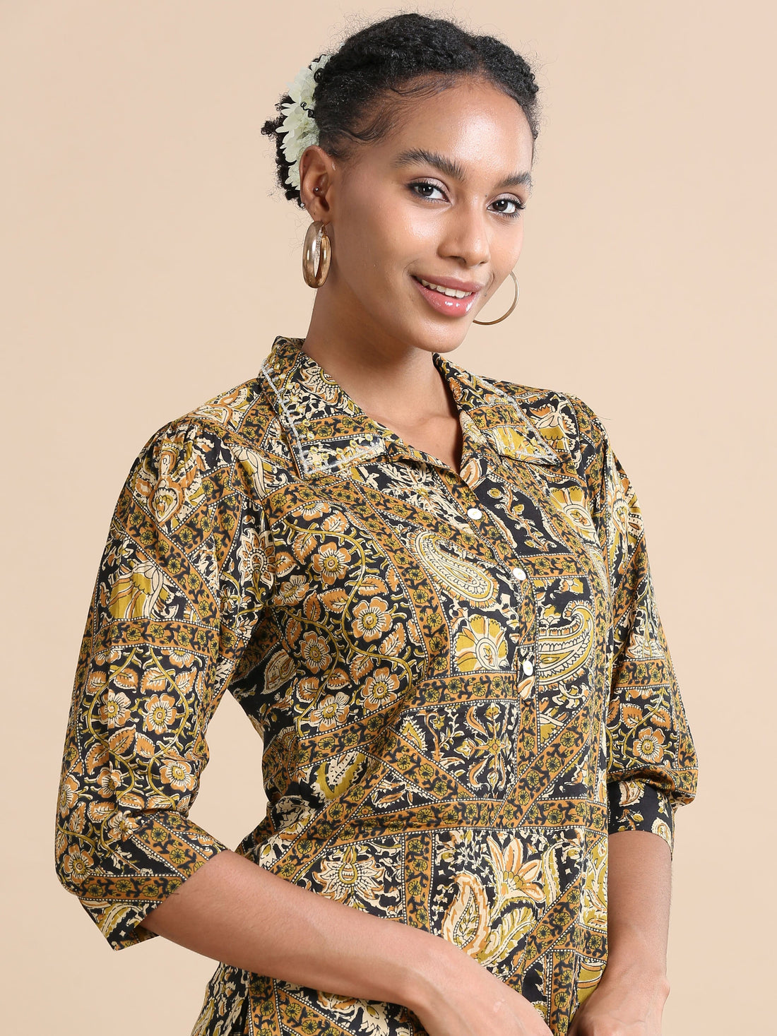 Black Cotton Floral Printed Knee-Length Co-Ord Set with 3/4th Sleeves – Stylish Regular-Fit Everyday Wear for Women